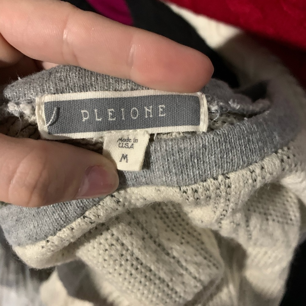 Sweater - Picture 2 of 2